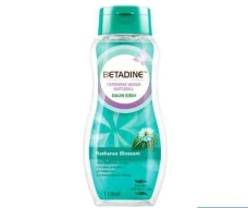 BETADINE FEMININE WASH NATURAL DAUN SIRIH 110Ml