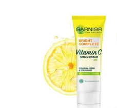 GARNIER LIGHTBRIGHT COMPLETE VITAMIN C SERUM CREAM UV 20Ml